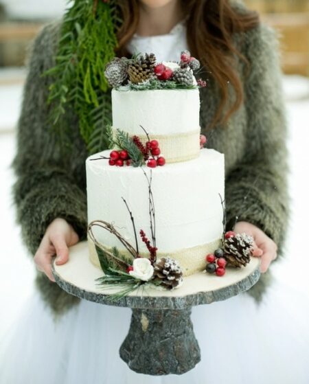 10 Ways To Plan Your Exclusive Colorful Winter Wedding