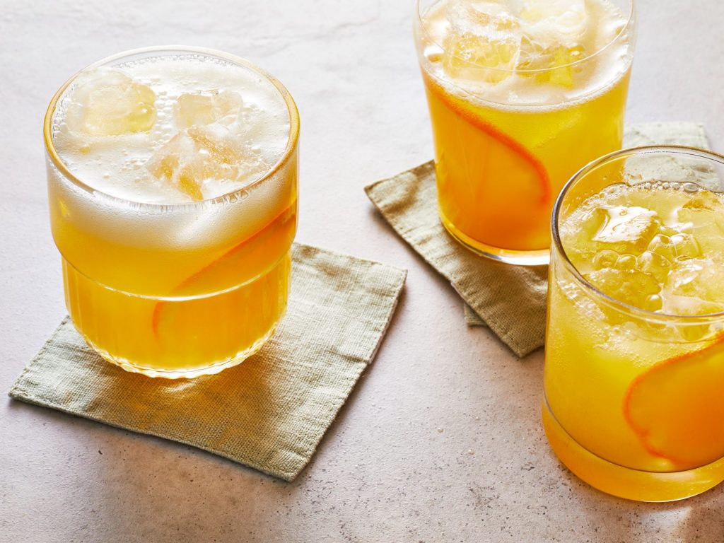 Make this Wedding Season Sparkling with These Best Cocktails and Mocktail Ideas