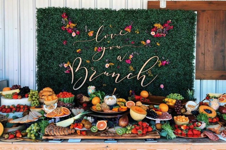 Here's everything you need to know about planning an after-wedding brunch